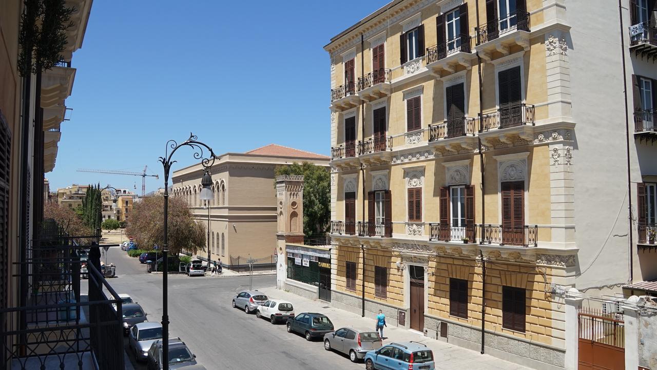 Sunshine Hostel Palermo Exterior foto